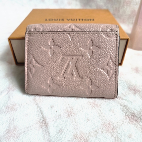 Louis Vuitton Zoe Wallet | Rose Poudre | Monogram Empreinte Leather - Picture 2 of 5